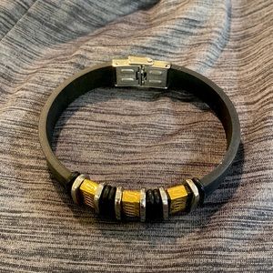 Man/ Woman black rubber gold/stainless steel bracelet
